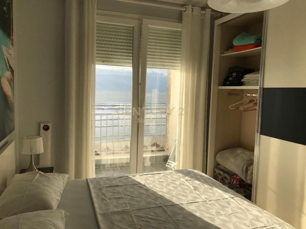 Sea View Apartment Дуррес Экстерьер фото